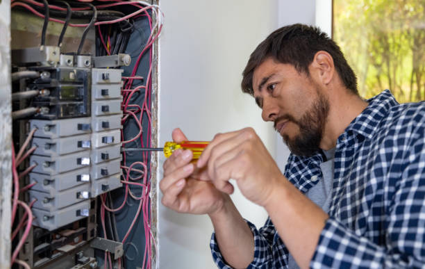 Best Circuit Breaker Repair  in Desert Edge, CA